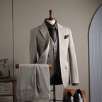 One button checked pattern regular style, including a random brooch and gift box packaging