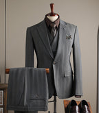 One button checked pattern regular style, including a random brooch and gift box packaging