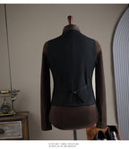 Freedom Island Striped Double-Peaked Suit, including a brooch and gift box packaging